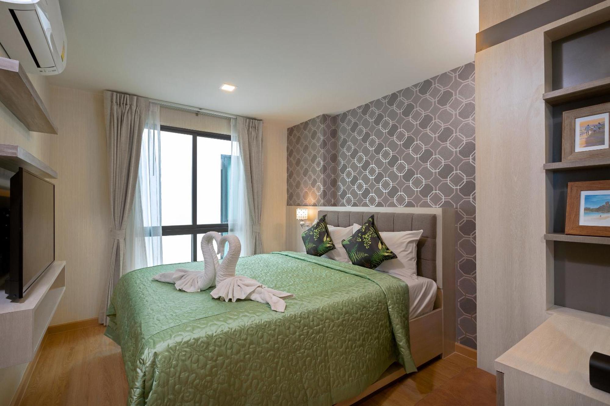 Splendid Sea View Resort Pantai Kata Bilik gambar